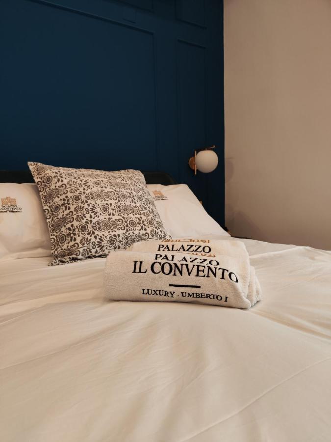 나폴리 Palazzo Il Convento Luxury Umberto I B&B 외부 사진